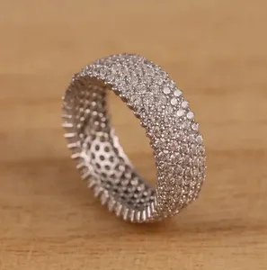 แหวนเพชรโมอีส925เงินแท้2กะรัตประดับเพชรทรงกลมตัดขนาด2กะรัต - Product Image 4