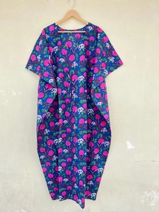 Kaftan floral fait main en coton indien, long caftan bohème pour femmes, pour la plage, couvre-vêtement, robe de maternité, vêtements de nuit décontractés, robe naturelle - Product Image 5