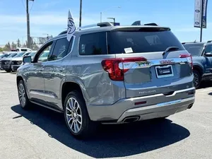 GMC Acadia Denali 2021 - Product Image 3