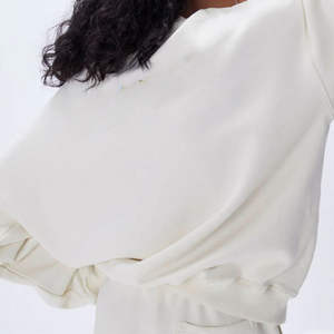 Sudadera con capucha de pana oversize de moda para mujer, corte holgado, manga larga, cálida para otoño e invierno, con logo frontal - Product Image 4