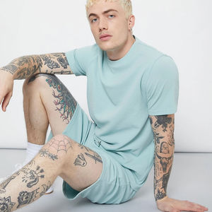 Camiseta informal de verano con logotipo impreso personalizado para hombre, conjunto de pantalones cortos, lavado rentable, 2 piezas, gráfico personalizado de fábrica - Product Image 3