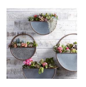 Pot décoratif parfait pour les plantes intérieures et extérieures et l'affichage élégant de verdure - Product Image 2