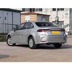 Hunter 2024 Edición Warrior Pilot, Motor Dual, Tracción en las Cuatro Ruedas, Semiautomático, Asientos de Cuero Oscuro 360, Techo Panorámico Extra Largo - Product Image 3