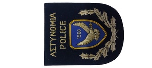 Badges, emblèmes et patchs brodés à la main de haute qualité pour les industries, en fil de bouillon, faits sur mesure - Product Image 5