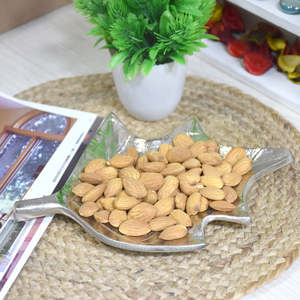 Hot Sale <b>Decorative</b> Aluminium <b>Leaf</b> Design Snacks Dry Fruit Serving Tray for Home Restaurants Tabletop Kitchen - Product Image 2