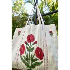 Bolso Tote Rojo Sólido, Estilo Bohemio, Hecho a Mano en Jaipur, con Estampado Tradicional, Resistente al Agua, Forrado en PVC, de Algodón, para Todas las Temporadas - Product Image 3