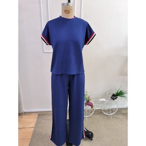 Ensemble deux pièces pour femme, chemisier à manches courtes et col rond en viscose côtelée à deux fils et pantalon, 36544 - Bleu marine - Product Image 4