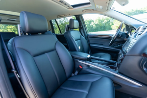 Conduite abordable - Véhicule d'occasion avec conduite à gauche |   Conduite à droite |   43K-MILEAGE 2010 MERCEDESSS-BENZZSS GL450 4MATICCSS - Product Image 5