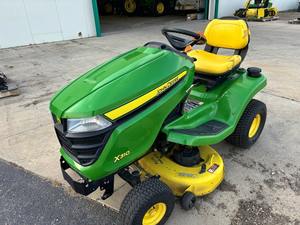 John Deere รถแทรคเตอร์เครื่องตัดหญ้า2025 John สำหรับ X738ไดรฟ์ประเภท: X738 AWD สำหรับขาย - Product Image 3