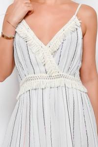 Robe courte d'été de couleur blanche pour femmes, taille haute, rayonne, lurex, sans manches, décontractées, pour les fêtes et les centres de villégiature. - Product Image 4