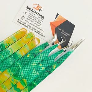 Pince à épiler d'extension de cils en acier durable avec logo personnalisé Impression de marbre avec pointe pointue - Product Image 5