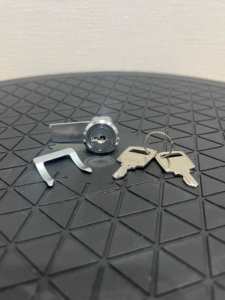 Serrure cylindrique Camulock ED-2 avec 2 clés, en fer nickelé, sécurité ANSI Grade 3, entraxe de 50 mm, argent métallique, provenance du Japon - Product Image 3