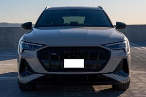 AUDI E-TRON QUATTRO CHRONOS EDITION 2022 D'OCCASION (LHD/RHD) - Product Image 2