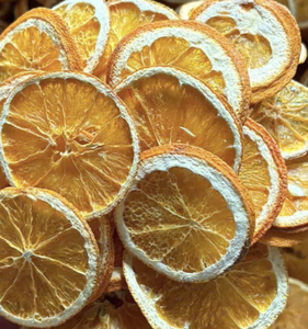 Rodajas de Naranja Seca Natural de Vietnam, Perfectas para Hornear, Cócteles y Decoración del Hogar - Product Image 1
