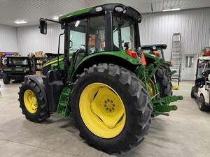 2020 Johnn Deere 6120M Mini Tractor 4WD/2WD Motor diésel 4x4 Tipo de accionamiento 120HP Potencia nominal para uso agrícola - Product Image 4