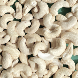 เม็ดมะม่วงหิมพานต์ราคาโรงงานถูก คุณภาพ WW180, WW240, WW320, LP เม็ดมะม่วงหิมพานต์ดิบ มะม่วงหิมพานต์ดิบจากแทนซาเนีย พร้อมภาษีฟรี - Product Image 1