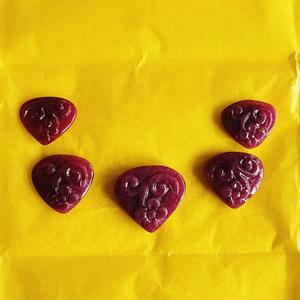 Pierres rubis rouges naturelles Lustre de qualité AAA Magnifiquement sculpté Gemmes non chauffées non traitées 30-40mm 32.00cts Certifié IGI pour - Product Image 3