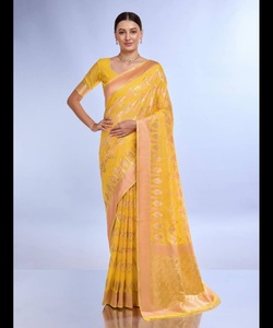 Sari Georgette de bajo precio para mujer con un impresionante diseño impreso y un elegante aspecto nupcial para bodas - Product Image 1