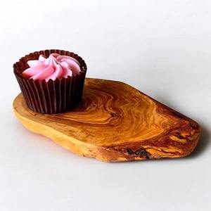 Planche à découper en bois brut faite à la main, parfaite pour la préparation en cuisine, la présentation sur table et les cadeaux, fabriquée à la main en Inde - Product Image 4