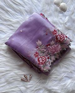 Sari de trabajo de borde de encaje bordado de seda de tejido de diseñador por Fab Zone - Product Image 5