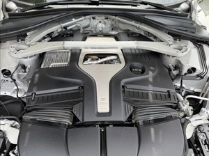 SD7VUJBW5RTV11216 2024 รถเอสยูวีหรูหรา ขับเคลื่อนสี่ล้อ เครื่องยนต์ 4.0 ลิตร ทวินเทอร์โบ V8 542 แรงม้า แรงบิด 700 นิวตันเมตร ความเร็วสูงสุด 291 กม./ชม. ไมล์น้อย รับประกันจากโรงงาน 3 ปี - Product Image 3