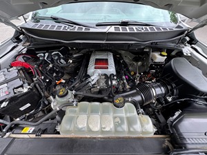 <span class=keywords><strong>Ford</strong></span> F-150 <span class=keywords><strong>Raptor</strong></span> R <span class=keywords><strong>4x4</strong></span> Super Crew 2023, moteur V8 suralimenté 5,2 L, pick-up automatique - Product Image 6