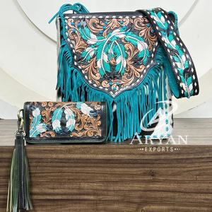 Bolso bandolera con flecos de piel de vaca hecho a mano personalizado del fabricante con pulsera triple y cartera con borlas, Juego de 2 piezas a juego - Product Image 1