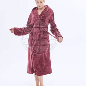 Peignoir en tissu éponge tissé pour femme, absorbant, avec logo sur le devant, de haute qualité, doux et lisse, pour la douche, le spa, l'hôtel et l'usage quotidien - Product Image 4