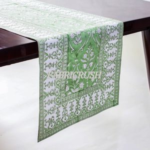 Nouveauté 100% pur coton chemin de Table indien Floral main bloc imprimé poire vert blanc pour les mariages Tables à manger nouveau - Product Image 3