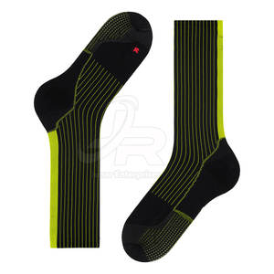 Calcetines Deportivos Hechos a Medida, Calcetines Deportivos Transpirables, Diseño de Logotipo Personalizado, Calcetines Deportivos para Hombre de Alta Calidad - Product Image 4