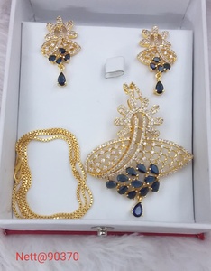 Ensemble de collier de diamants américains de mariée pour femmes Pièce de bijoux élégante pour briller lors des fêtes Mariages et célébrations - Product Image 1