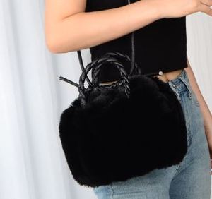 Monederos peludos Bolsos con cordón Bolsos de cubo Bolsos de hombro Bolsos cruzados para mujer - Product Image 1