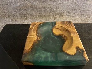 Meilleur prix fait à la main nouveau Design acrylique bois et résine cendrier à cigares pour usage domestique plateau de service en gros de l'Inde - Product Image 2