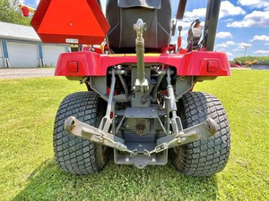 รถแทรกเตอร์มือสอง Massey Ferguson GC 1723E 1725M 1835E 2860M FL2611 2850M 6120M 2860E GC1725M 4x4 WD มีขาย - Product Image 5