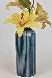 Vase en céramique de table léger fait à la main avec motif de plumes Art déco élégant avec des options personnalisables pour la décoration de la maison de luxe - Product Image 6