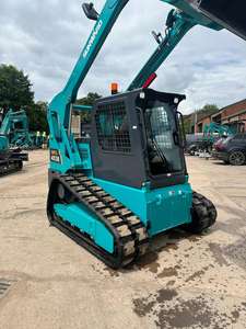 LIVRAISON GRATUITE SUNWARD SWTL 4538 Chargeuse compacte homologuée EPA CE avec vérin hydraulique Eaton, moteur principal, pompe, boîte de vitesses, engrenage, PLC - Product Image 4