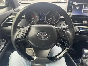 โตโยต้า ซีเอชอาร์ รุ่นไนท์เชด ปี 2021 สภาพดี - Product Image 5