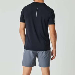 T-shirt Lyocell Premium pour homme-Écologique, confortable et idéal pour un usage quotidien et athlétique - Product Image 6