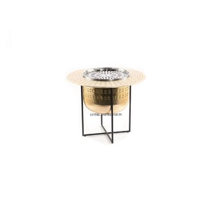 Textura martillada Chapado en oro de alto grado La Mayoría de lujo Diseñador único Metal Forma redonda Tetera Calentador Dallah en un precio impresionante - Product Image 1