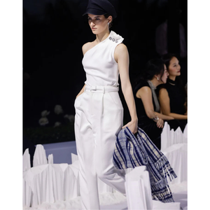 Petal Top Precio bajo Blusas de mujer en stock Ropa de moda Elegante Tela de alta calidad Enzo & Leo Hecho en Vietnam - Product Image 4