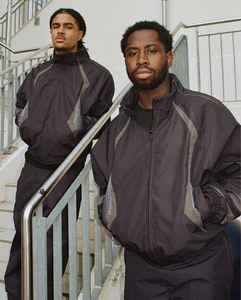 ชุดวอร์มวิ่งสองชิ้นขนาดใหญ่พิเศษ ผ้าไนลอนโพลีเอสเตอร์เนื้อยับ แจ็คเก็ตกันลมและกางเกงจ็อกเกอร์ ชุดวอร์มน้ำหนักเบา - Product Image 3