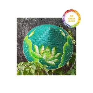 หมวกทรงกรวยที่มีน้ำหนักเบาทำจากไม้ไผ่และใบปาล์มที่สมบูรณ์แบบสำหรับกิจกรรมทางวัฒนธรรมงานเฉลิมฉลองแบบดั้งเดิมและการแสดงบนเวที - Product Image 4