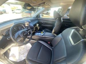 Hyundai Tucson Limited Hybrid 4 portes SUV AWD 2024 d'occasion propre - Product Image 3