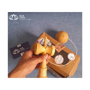 Kendama jouet personnalisé respectueux de l'environnement Viet Nam mini minuscule Kendama en bois pour les jouets éducatifs pour enfants - Product Image 1