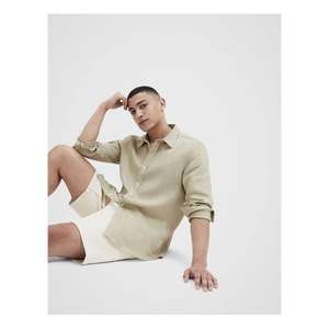 Chemise élégante à manches longues pour homme, conçue pour les tenues professionnelles et décontractées, offrant un toucher doux, respirant et confortable toute la journée. - Product Image 4