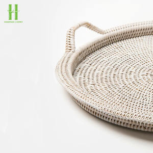Plateau rond en rotin naturel fait à la main Nouveau design avec poignées Matériau en bambou pour la décoration de la maison et les fêtes Fabriqué au Vietnam - Product Image 3