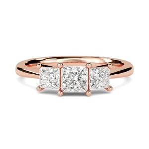 Bague trilogie à bande conique, coupe princesse, diamant de laboratoire de 0,50 ct en platine - Product Image 3