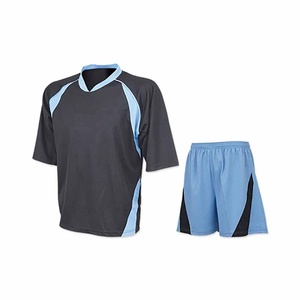Uniforme d'entraînement de football respirant à manches courtes de haute qualité avec design personnalisé, nom et logo d'équipe sur mesure - Product Image 3