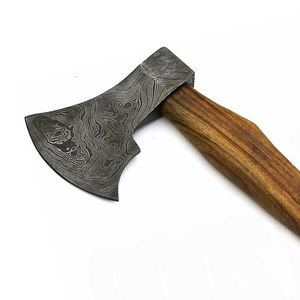 Hachas de Acero de Damasco Hechas a Mano con un Patrón de Acero Único y un Mango Cómodo para Colección y Regalo, Hachas de Grado Profesional - Product Image 6