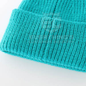 Pakistán fabricación último estilo adultos Beanie sombreros color liso sólido con logotipo personalizado - Product Image 5